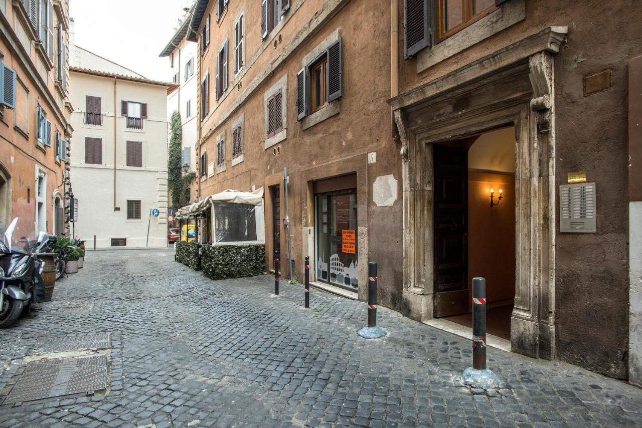 Charming Pantheon Apt In The Heart Of Rome Appartamento Esterno foto